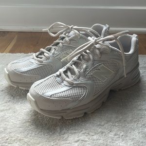 New balance 530. Used a few times. Great condition